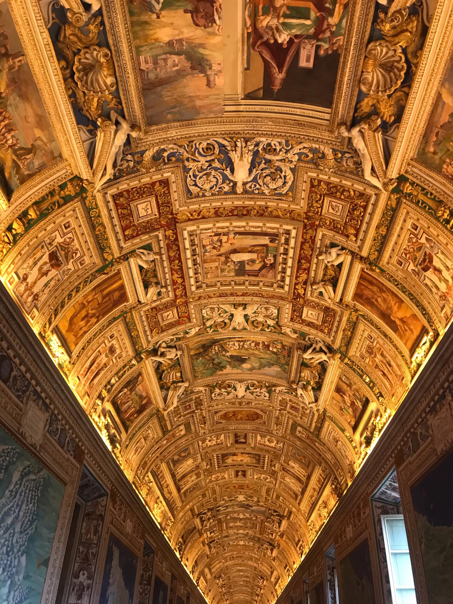 Vatican Museum : 8 day Italy itinerary